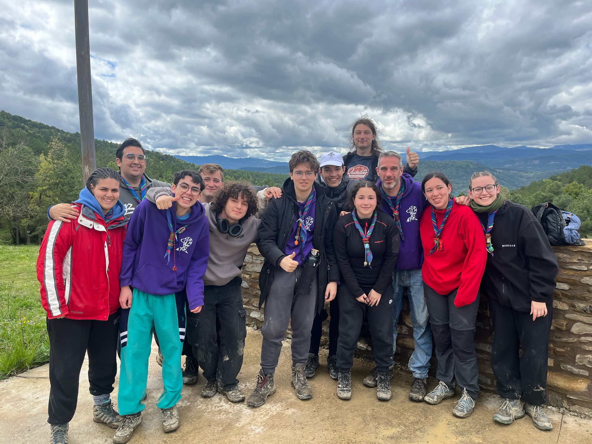 Clan Rover Rara Avis en una actividad al aire libre